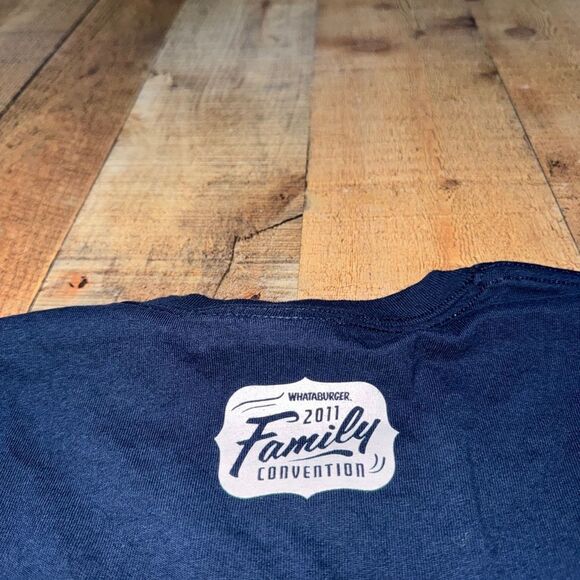 Whataburger Restaurant Family Convention 2011 Souvenir Blue T Shirt Size XL - Picture 11 of 11